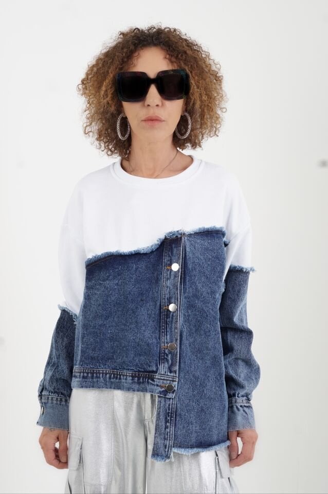Ekru Denim Detaylı Asimetrik Sweat