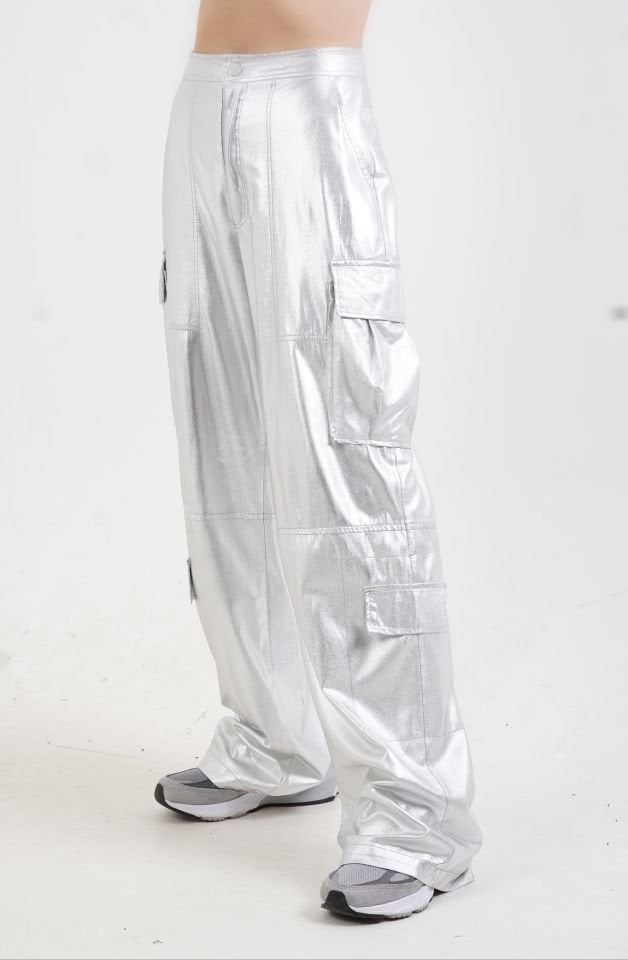 Gümüş Kargo Cep Parlak Pantolon