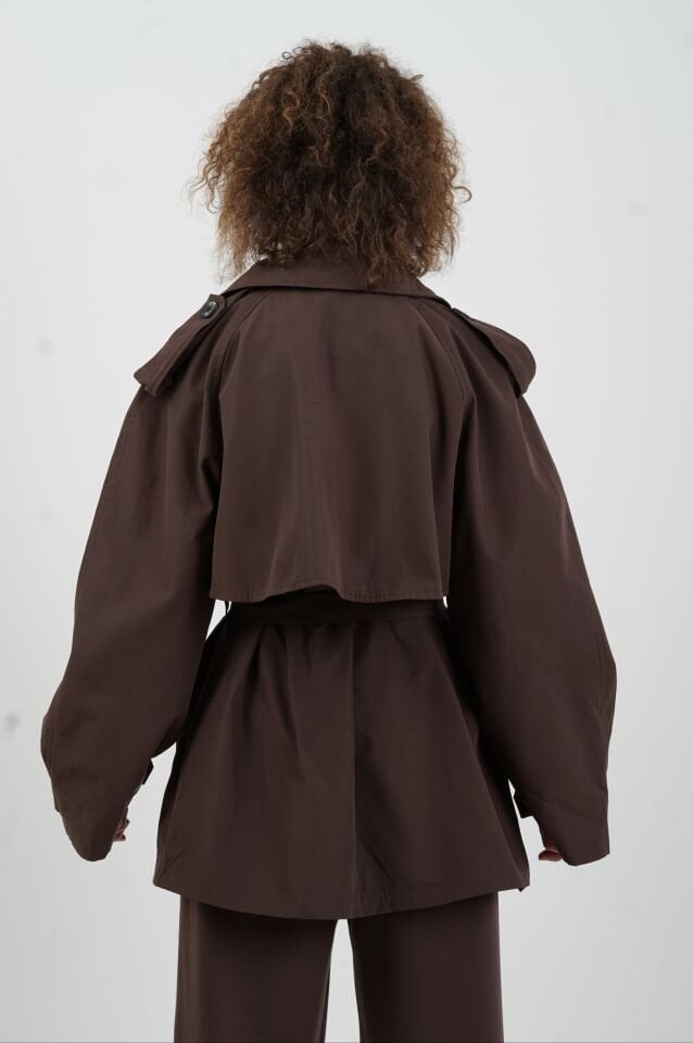 Kahve Kuşaklı Kısa Trençkot