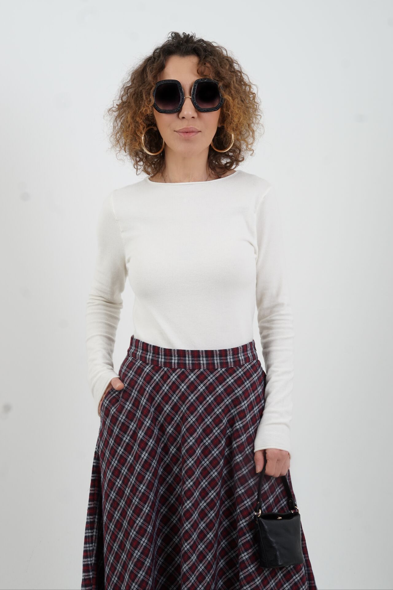 Ekru Kayık Yaka Kaşmirli Triko Kazak