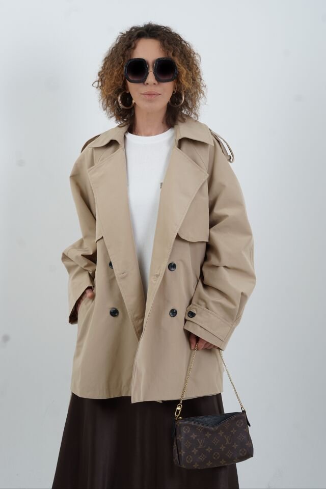 Bej Kuşaklı Kısa Trençkot