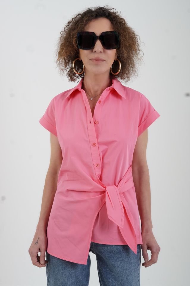 Pembe Önden Bağlamalı Gömlek