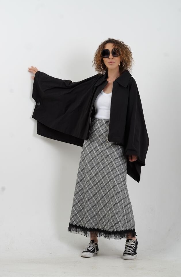 Siyah Pelerin Trench