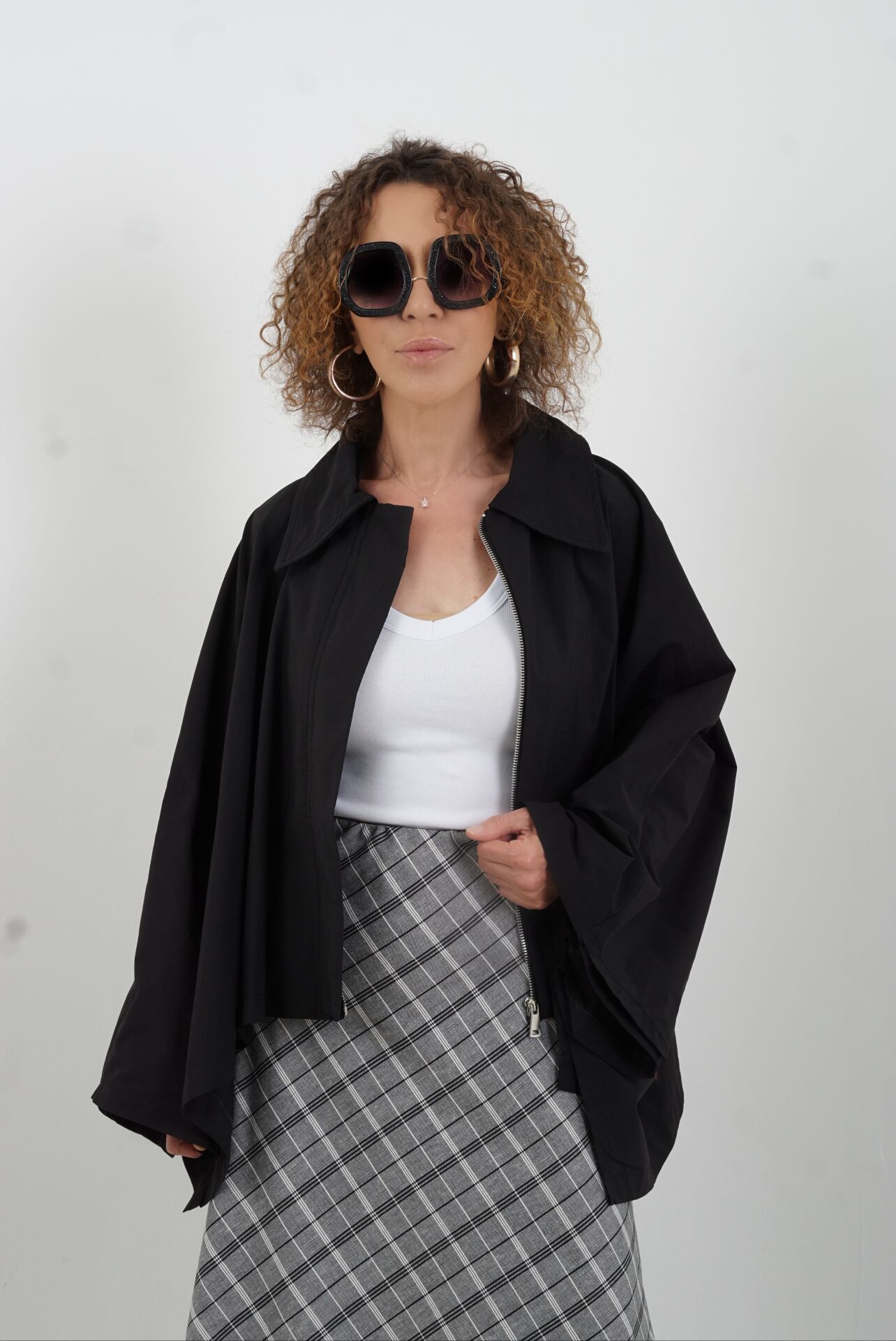 Siyah Pelerin Trench