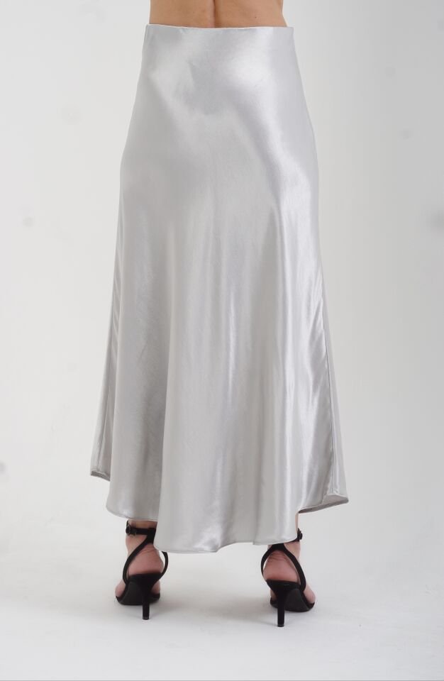 Gümüş Saten Verev Etek