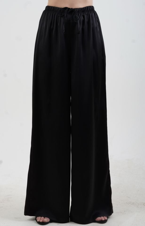 Siyah Bol Paça Saten Pantolon
