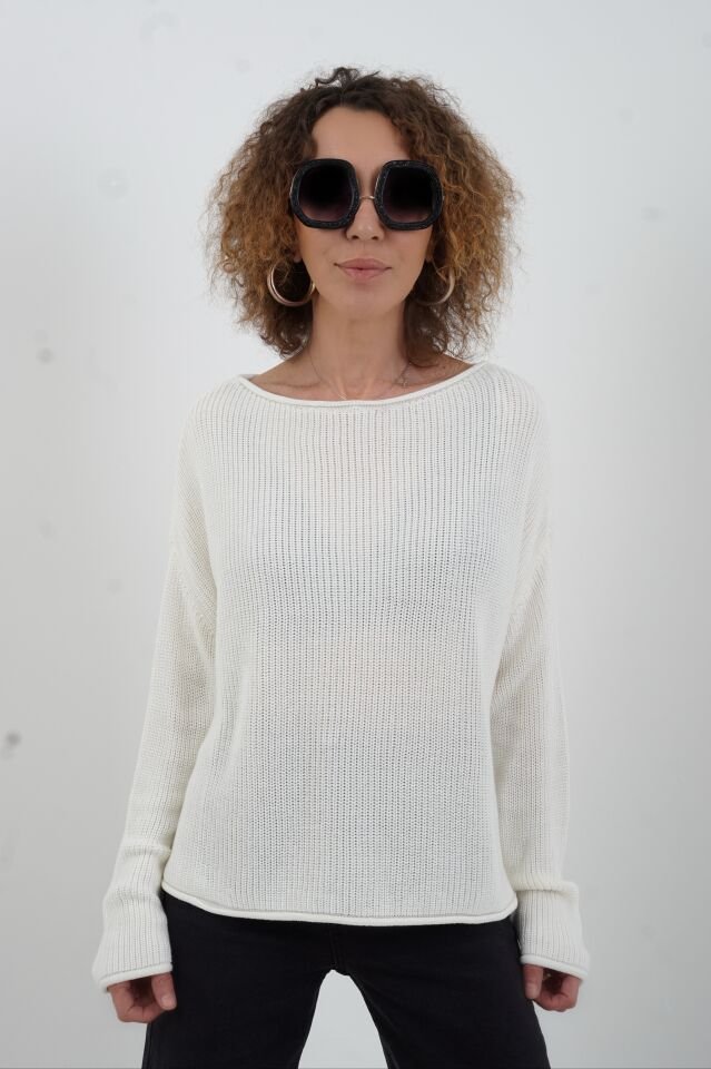 Krem Kayık Yaka Basic Triko Kazak