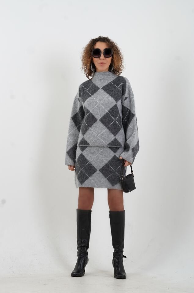 Gri Baklava Desen Kazak Etek Triko Takım