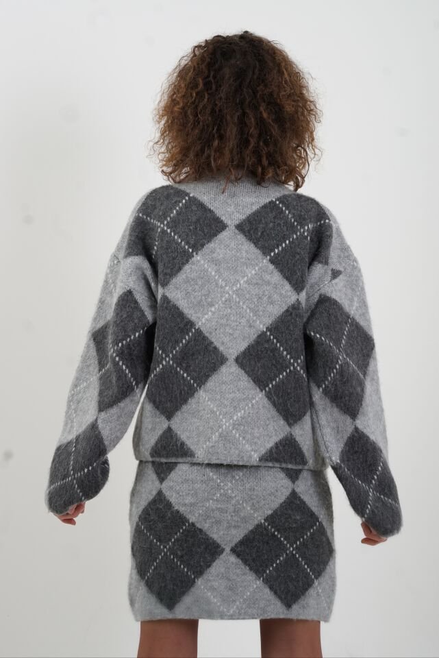 Gri Baklava Desen Kazak Etek Triko Takım