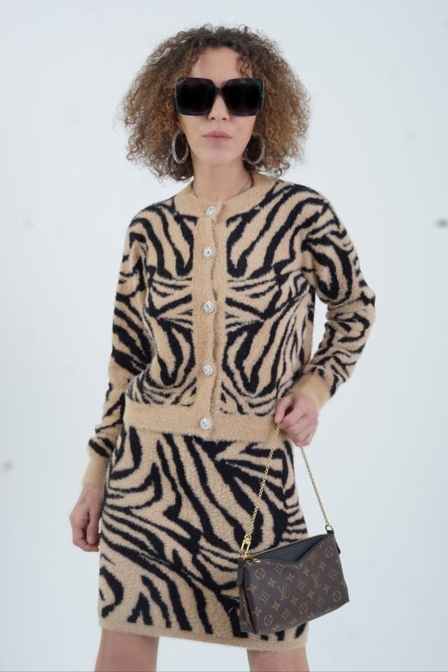 Zebra Desen Hırka Etek Triko Takım