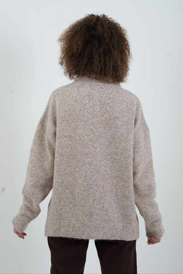 Vizon Polo Yaka Nakışlı Kazak