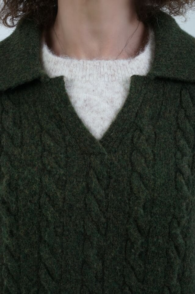 Haki Polo Yaka Saç Örgülü Kazak