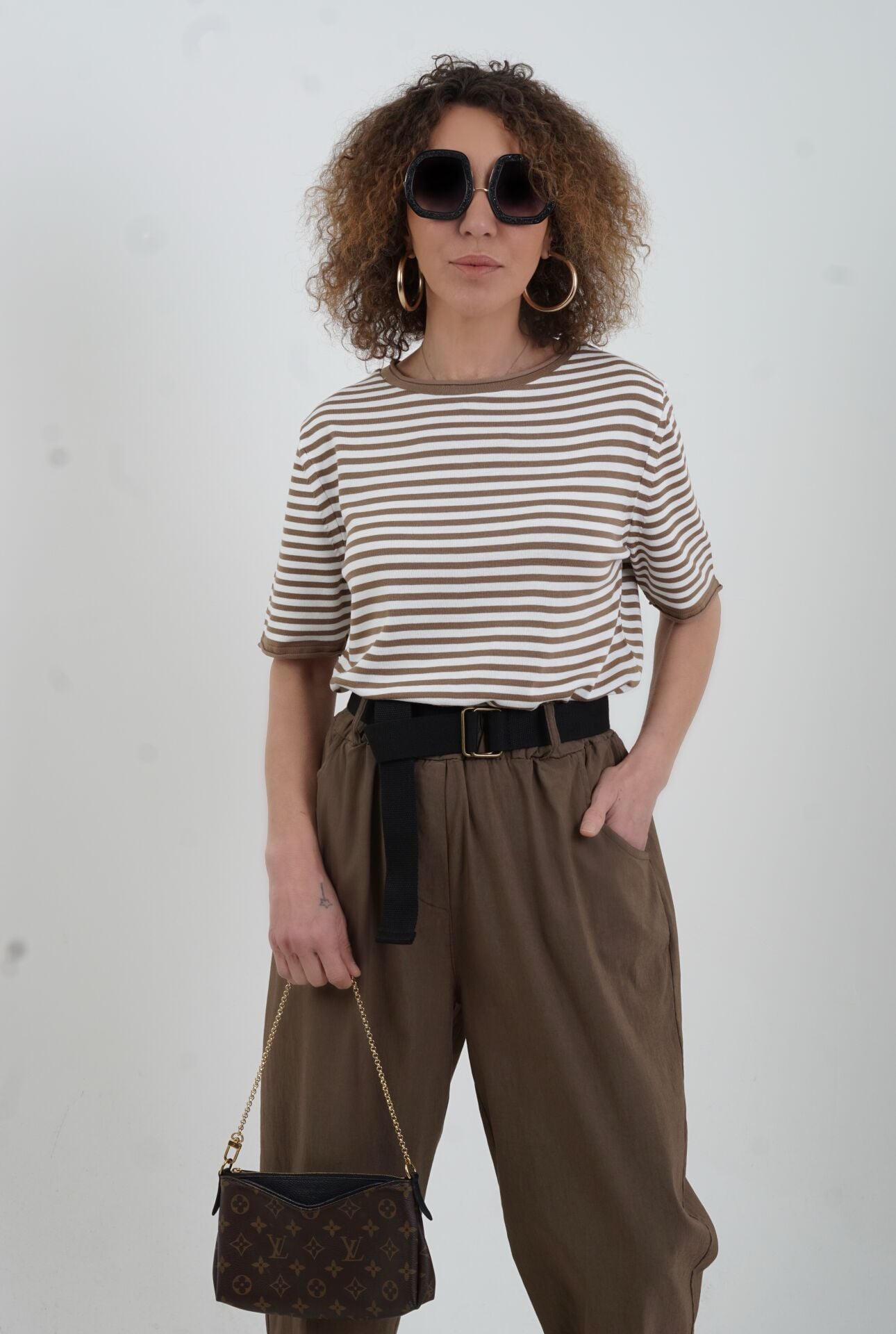 Sütlü Kahve Ekru Bisiklet Yaka İnce Çizgili Kısa Kol Kazak