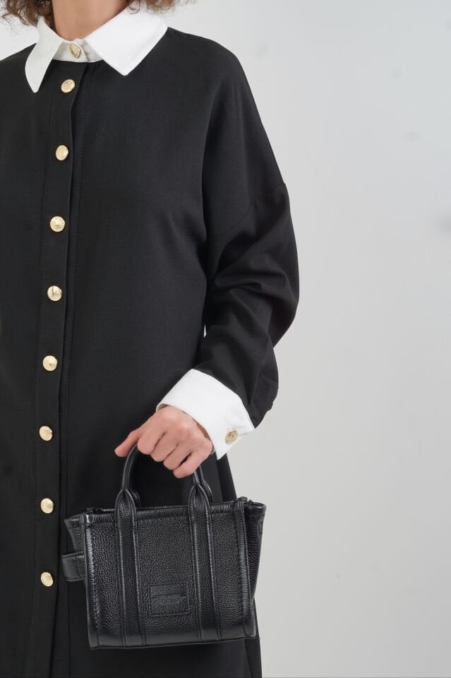 Kontrast Renk Detaylı Gold Düğmeli  Elbise