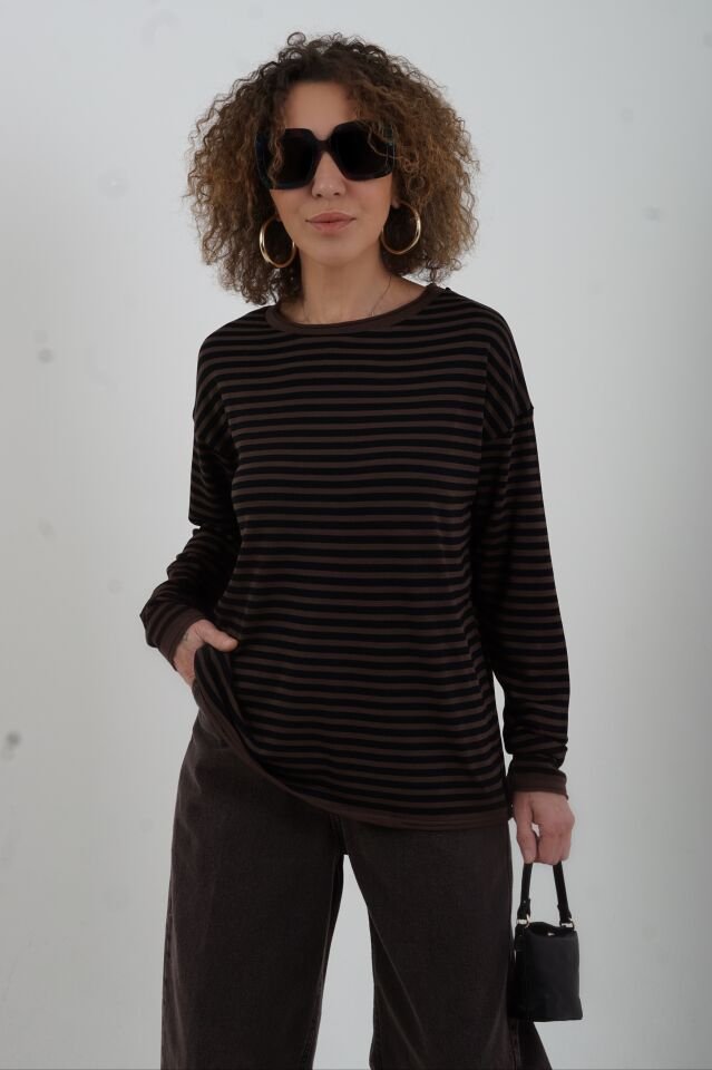 Kahve Siyah Bisiklet Yaka İnce Çizgili Kazak