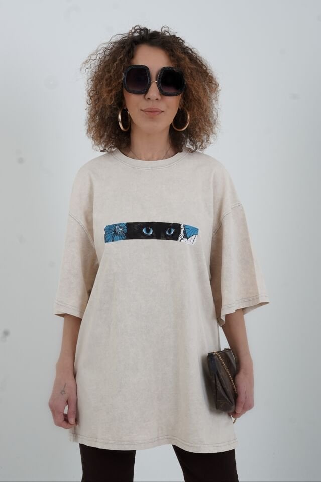 Taş Kedi Göz Baskılı Soluk Efektli Oversize Tshirt