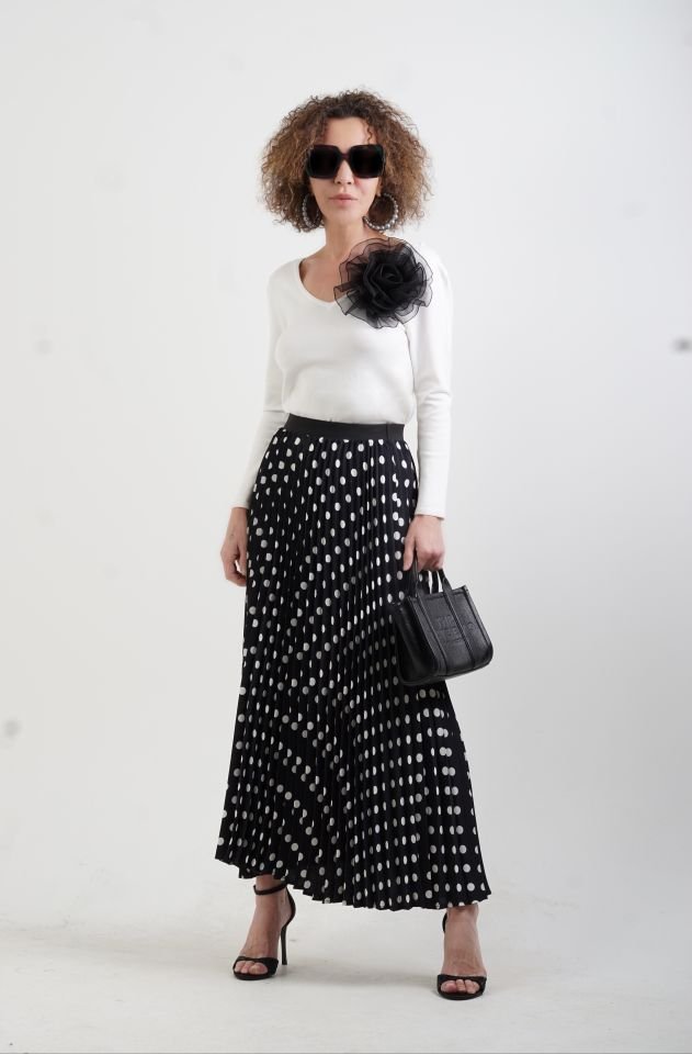 Siyah Organza Çiçek Broş