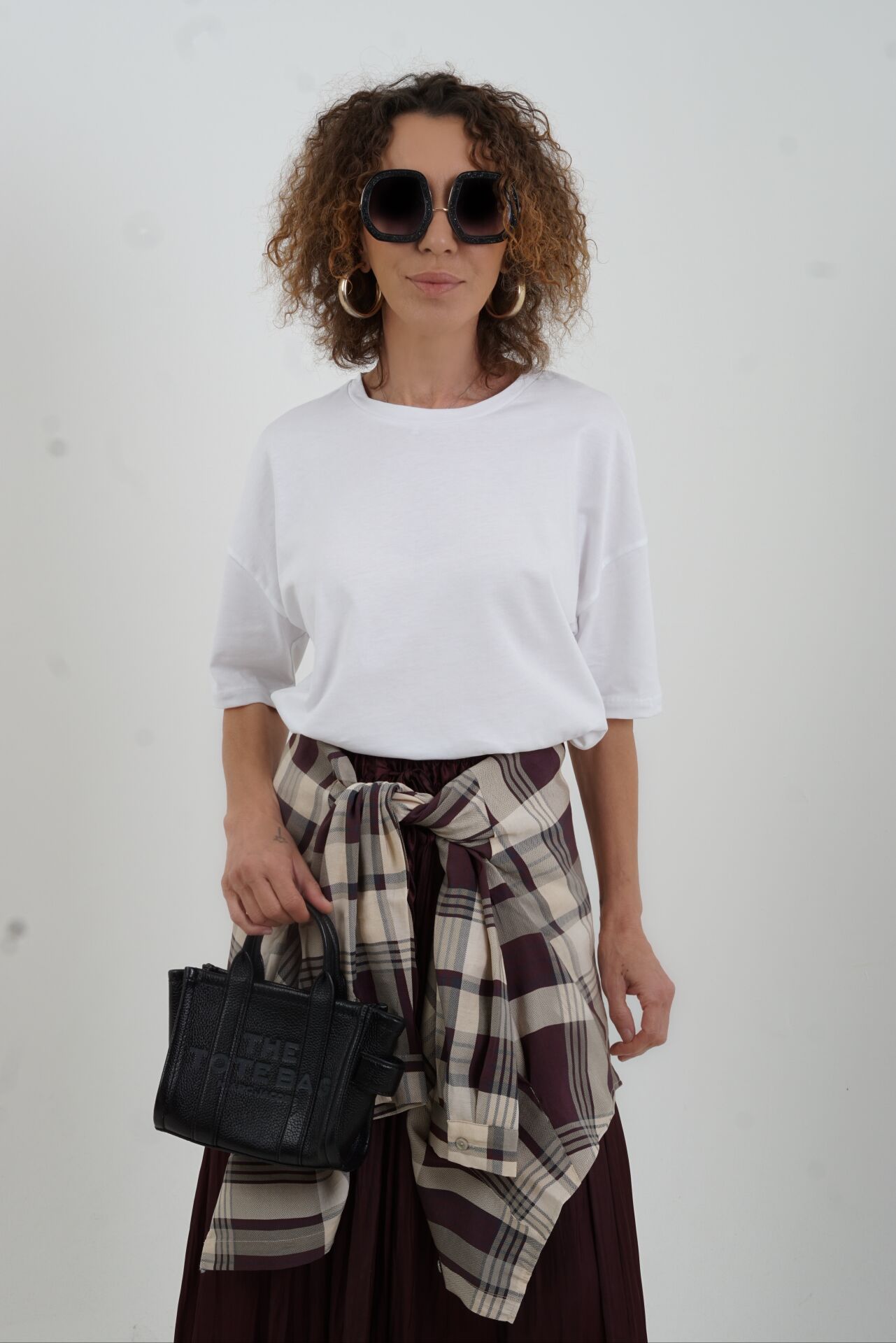 Beyaz O Yaka Basic Tshirt