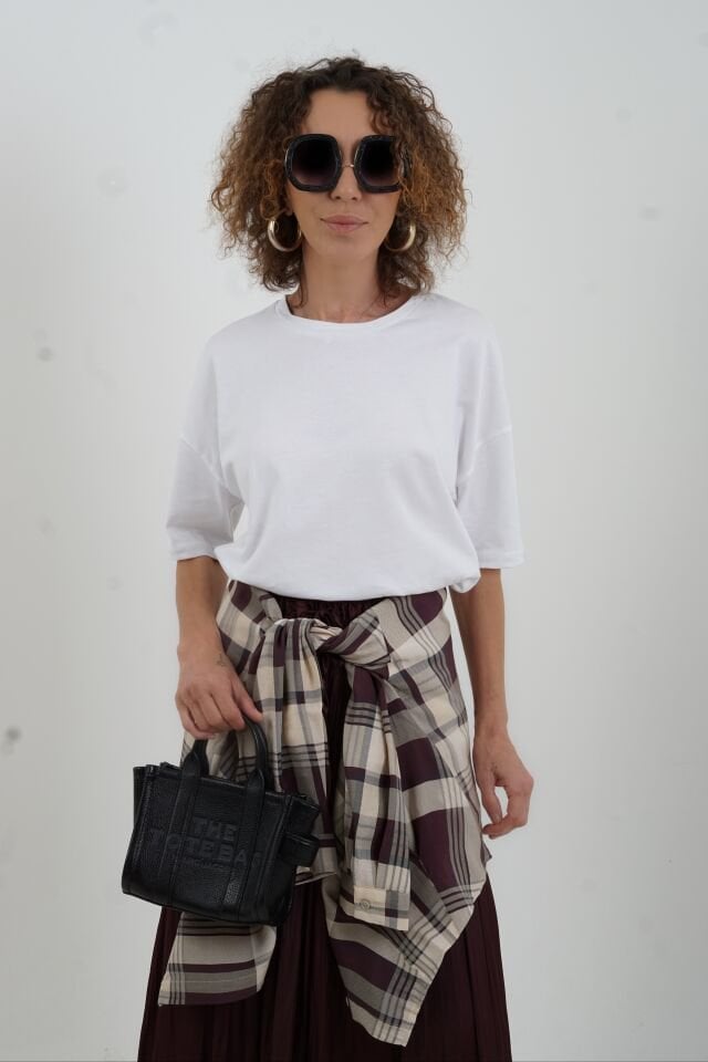 Beyaz O Yaka Basic Tshirt