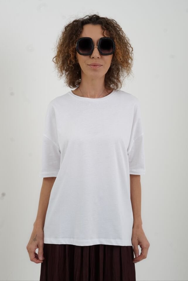 Beyaz O Yaka Basic Tshirt