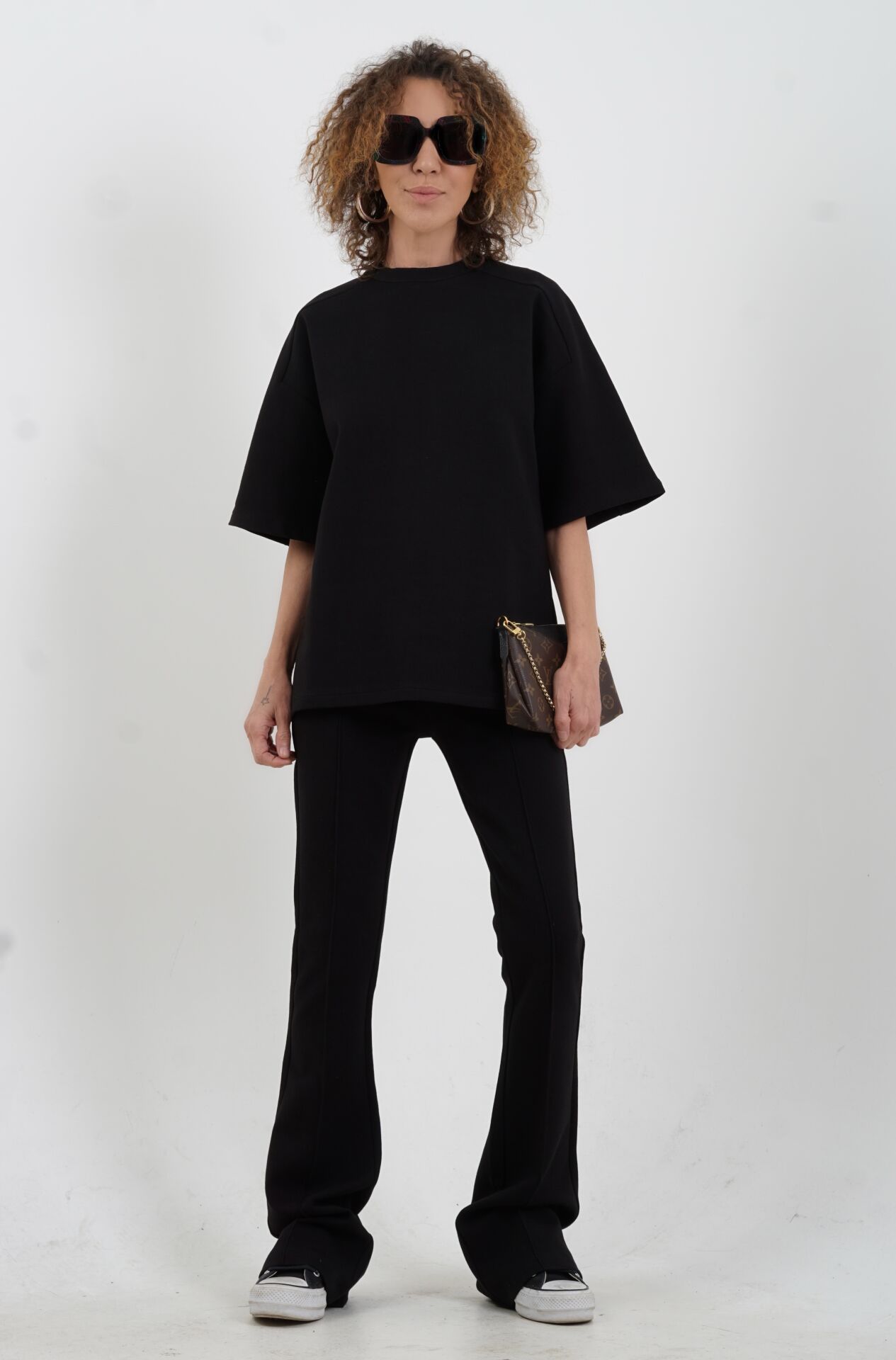 Siyah Kısa Kollu Oversize Tshirt Dikiş Detaylı Pantolon Takım
