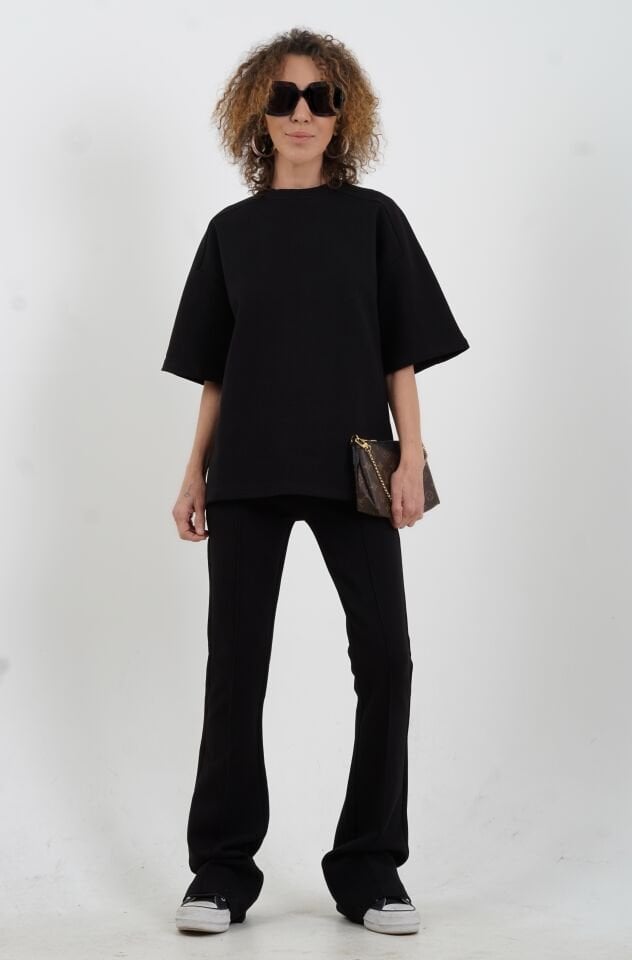 Siyah Kısa Kollu Oversize Tshirt Dikiş Detaylı Pantolon Takım