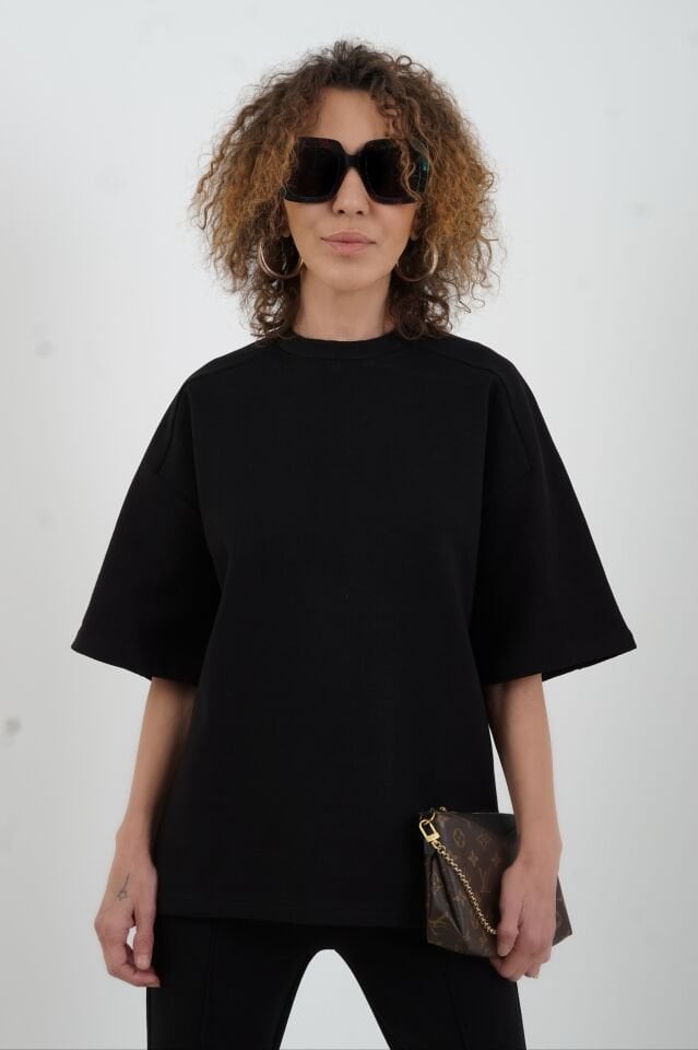 Siyah Kısa Kollu Oversize Tshirt Dikiş Detaylı Pantolon Takım