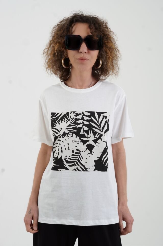 Ekru Siyah Joyful Baskılı Tshirt