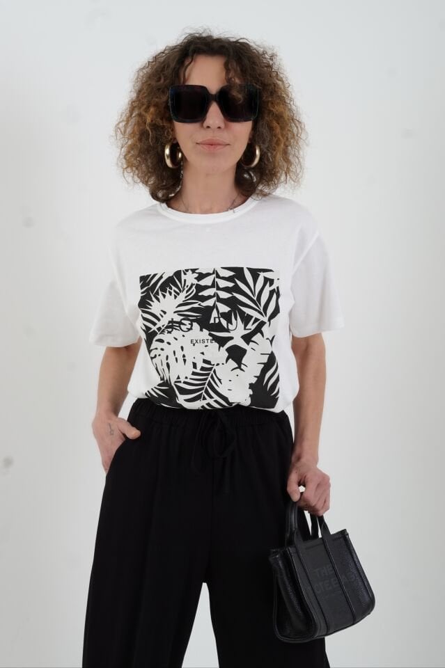 Ekru Siyah Joyful Baskılı Tshirt