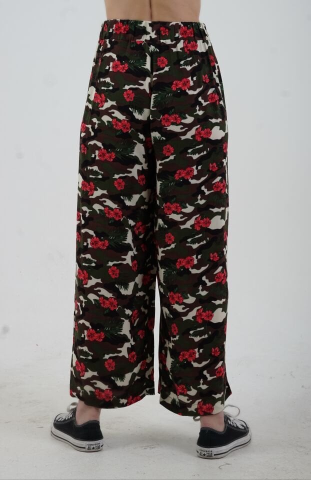 Floral Kamuflaj Desenli Pantolon