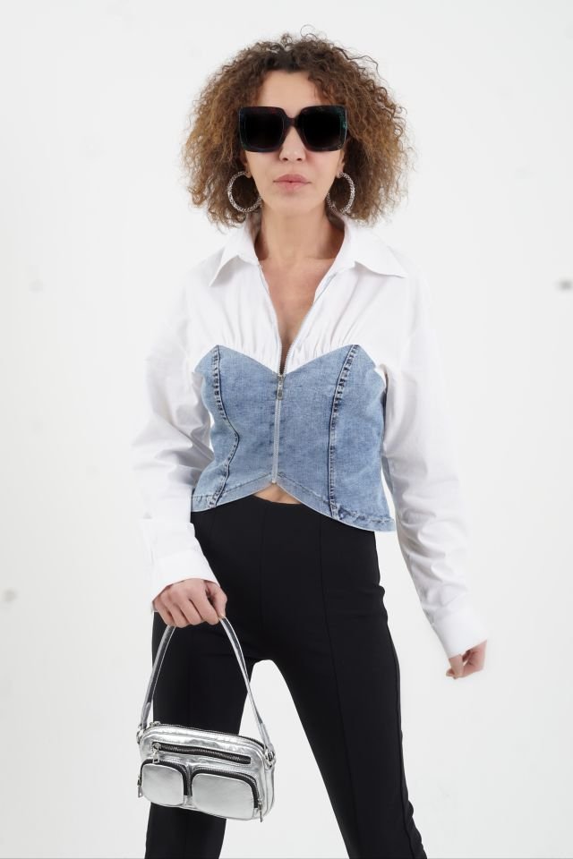 Beyaz Denim Büstiyer Detaylı Fermuarlı Gömlek