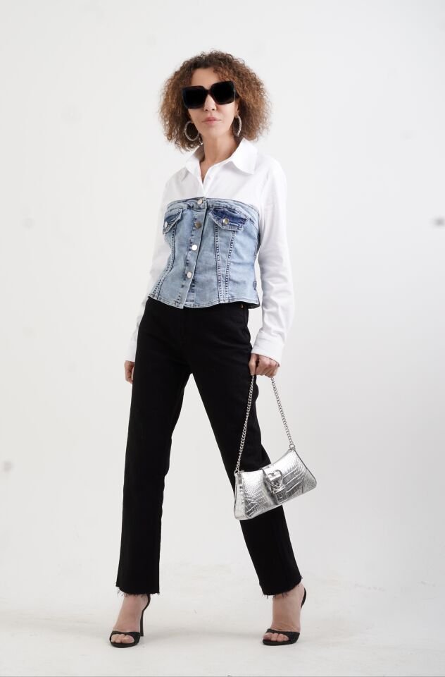 Beyaz Cepli Denim Detaylı Gömlek