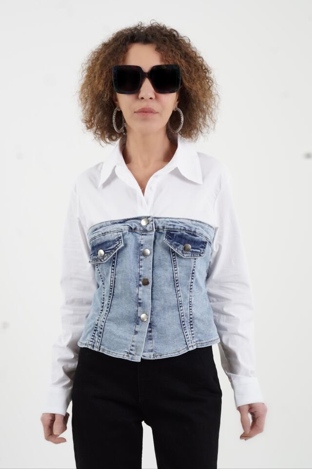 Beyaz Cepli Denim Detaylı Gömlek