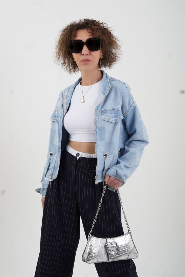 Mavi Zincir Detaylı Denim Ceket