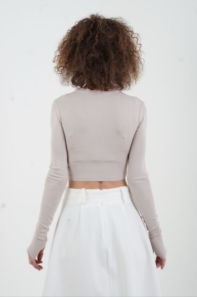 Vizon Parmak Detaylı Crop Bluz