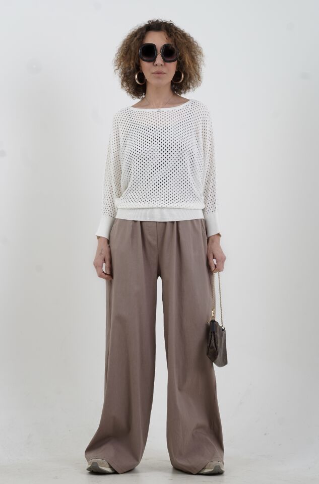 Ekru Kayık Yaka Delikli Triko