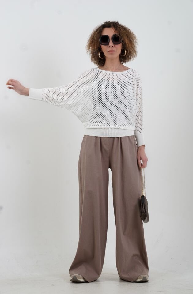 Ekru Kayık Yaka Delikli Triko