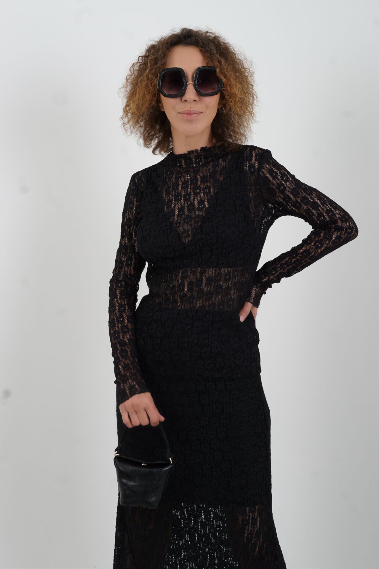 Siyah Dantel Uzun Kollu Bluz