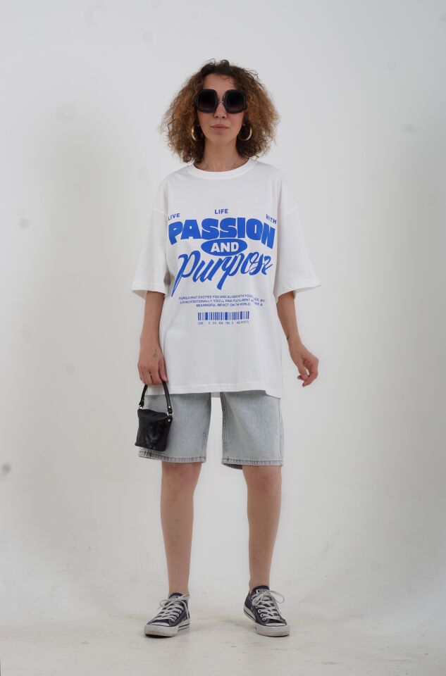 Beyaz Passion Baskılı Oversize Tshirt
