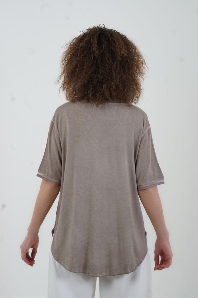 Kahve Simli V Yaka Yıkamalı Modal Tshirt