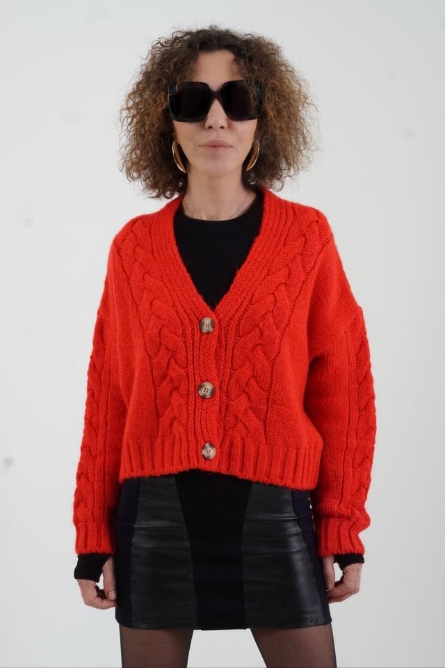 Kırmızı Saç Örgü Kısa Hırka