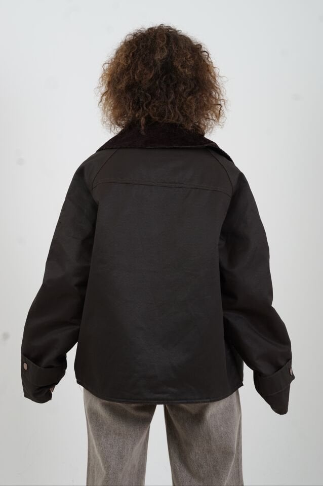 Koyu Kahve Kadife Yaka İçi Ekose Kapitone Ceket