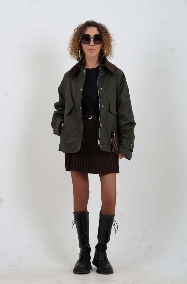 Haki Kadife Yaka İçi Ekose Kapitone Ceket