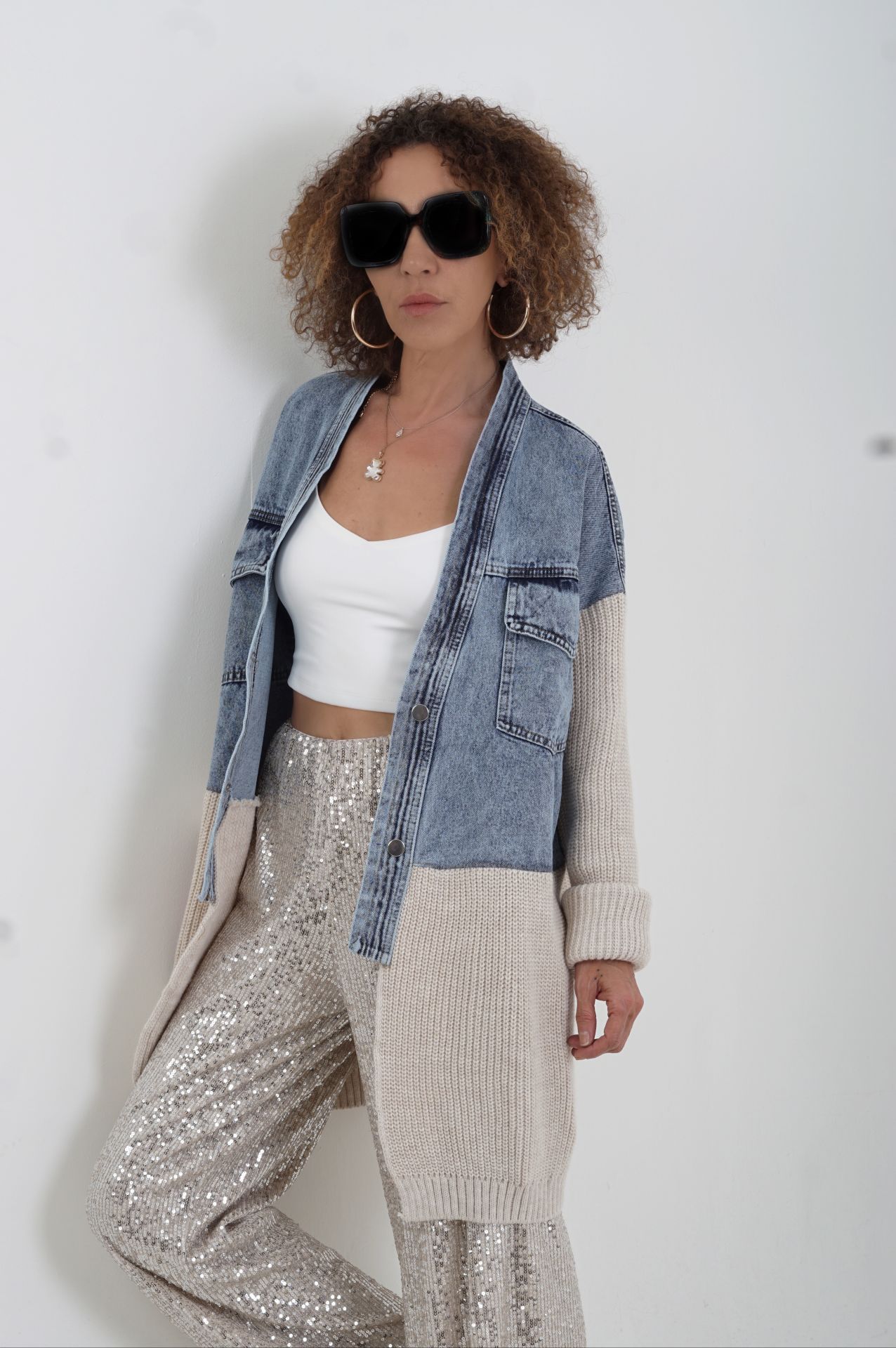 Taş Triko Detaylı Uzun Denim Ceket