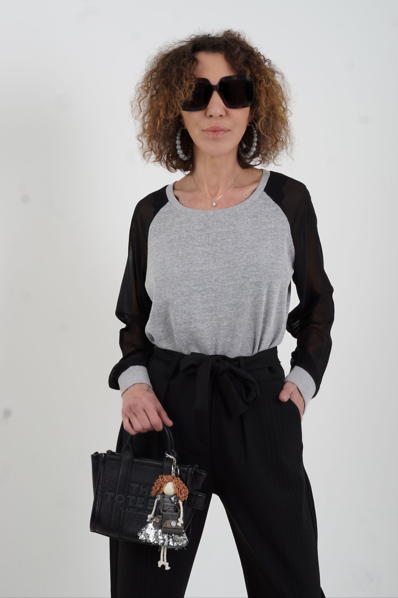 Siyah Kolu Organza Bluz