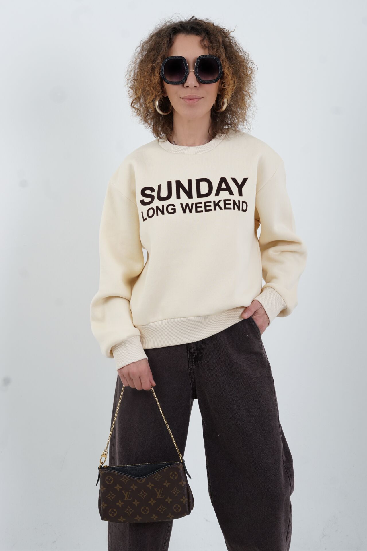 Bej Sunday Baskılı Bisiklet Yaka Sweatshirt