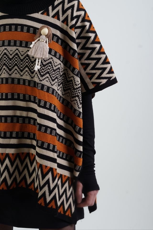 Tribal Desenli Yanları Açık Panço