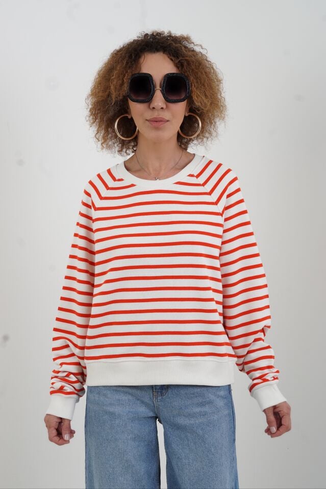 Kırmızı Çizgili Bisiklet Yaka Sweatshirt