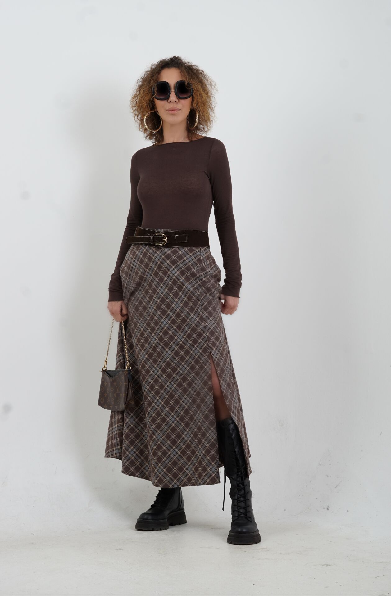 Kahve Gri Kemerli Yırtmaçlı Ekose Etek