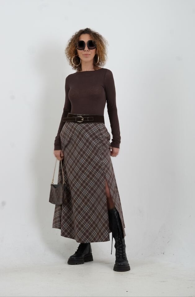 Kahve Gri Kemerli Yırtmaçlı Ekose Etek